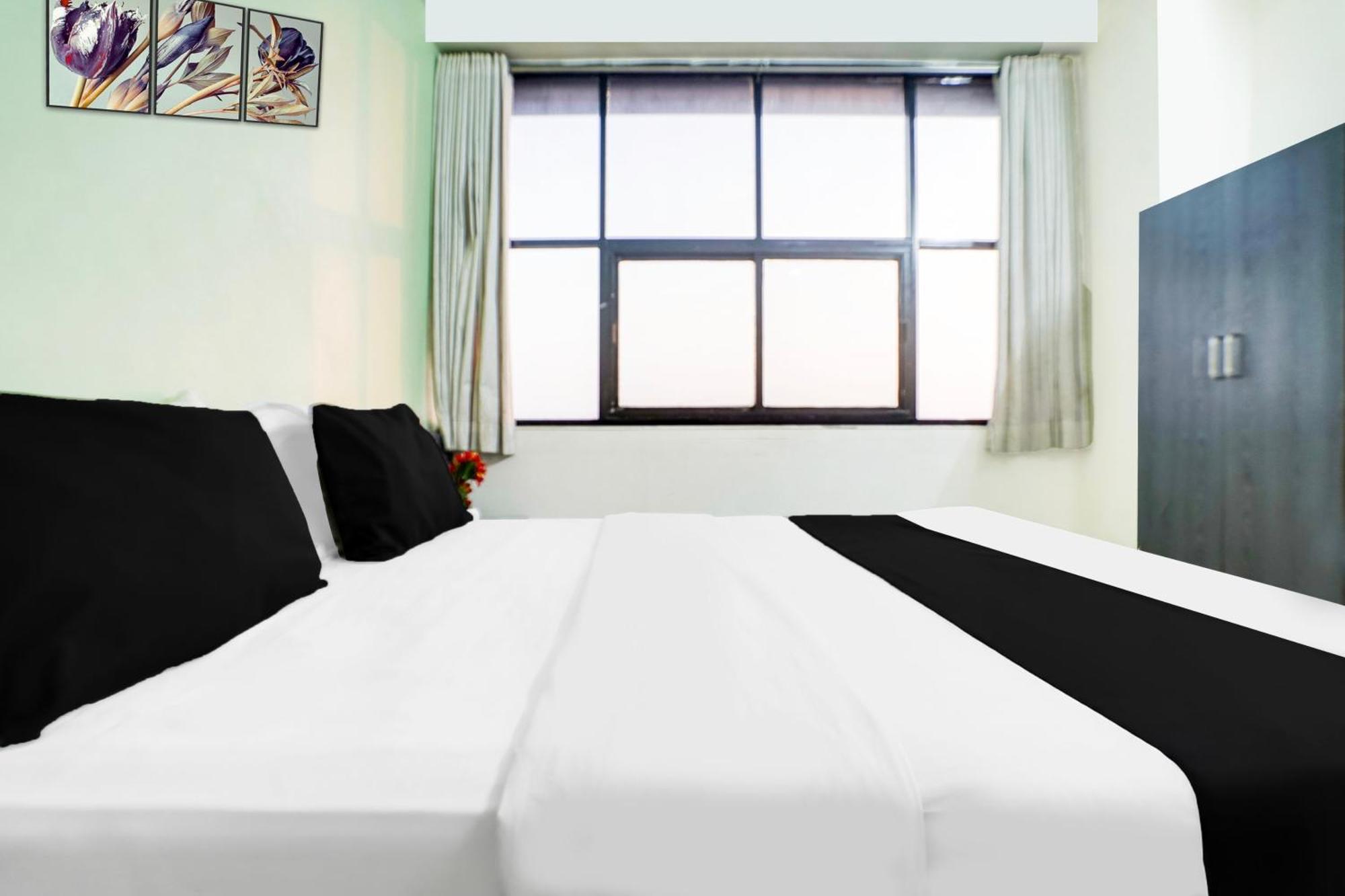 Hotel O Vanya Palace Ahmedabad Luaran gambar