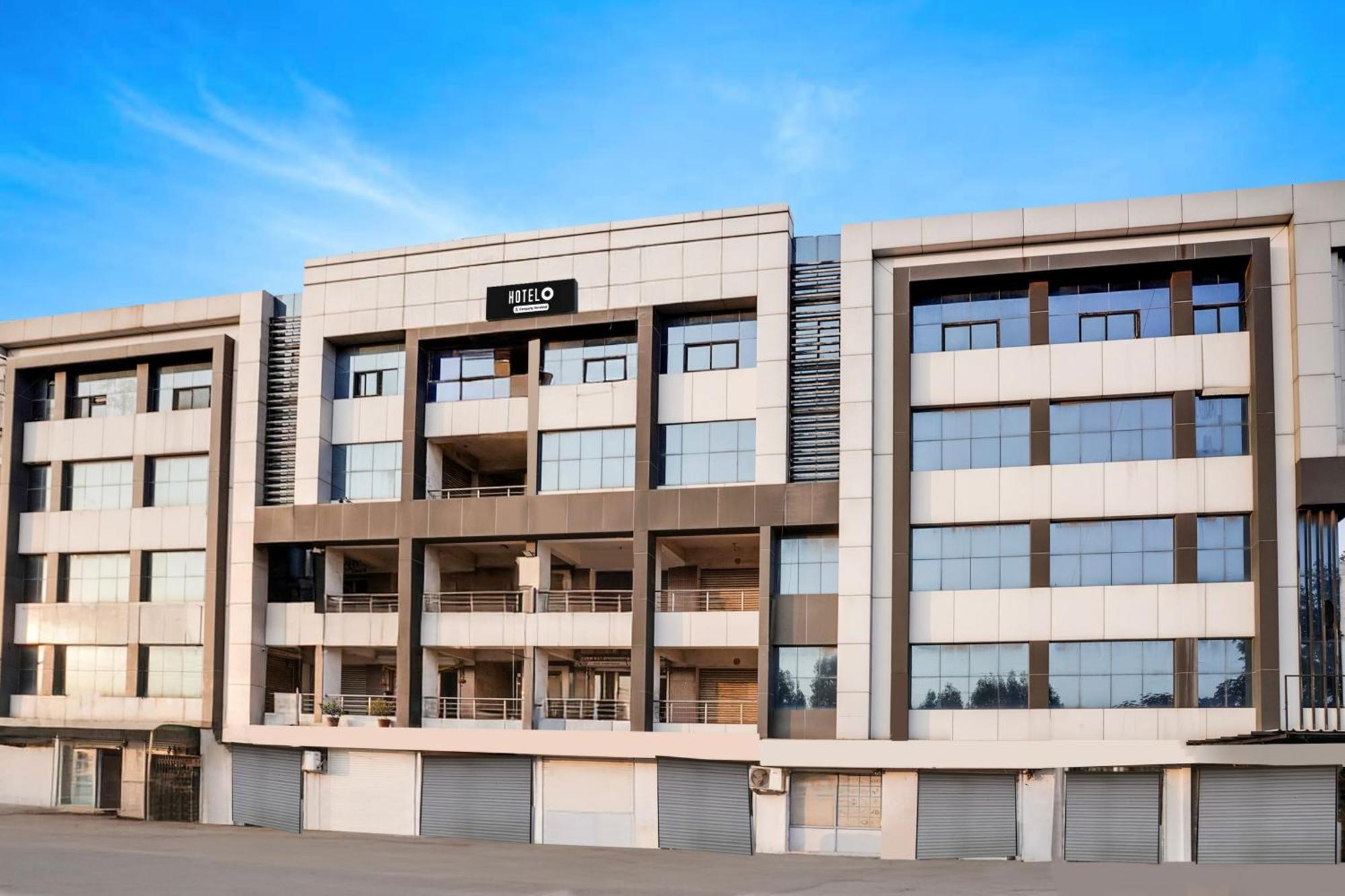 Hotel O Vanya Palace Ahmedabad Luaran gambar