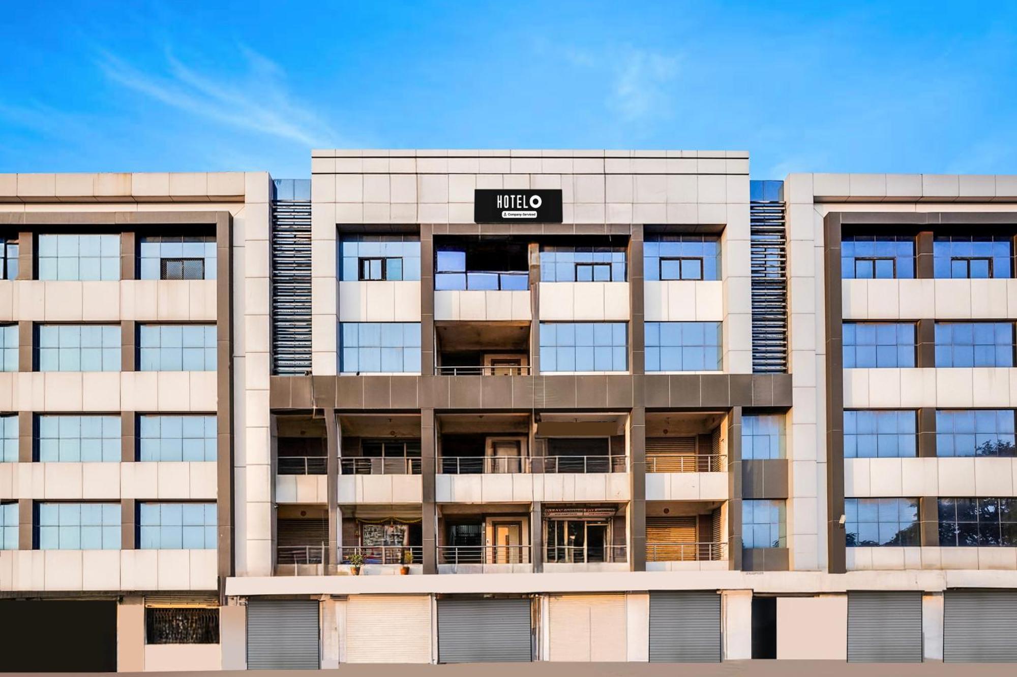 Hotel O Vanya Palace Ahmedabad Luaran gambar